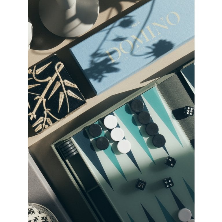 luxe backgammon decoratief in zonlicht