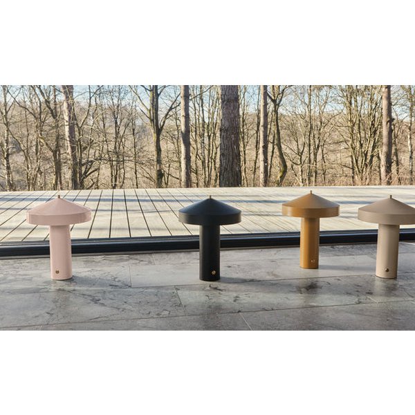 Design vensterbank lamp voor raam