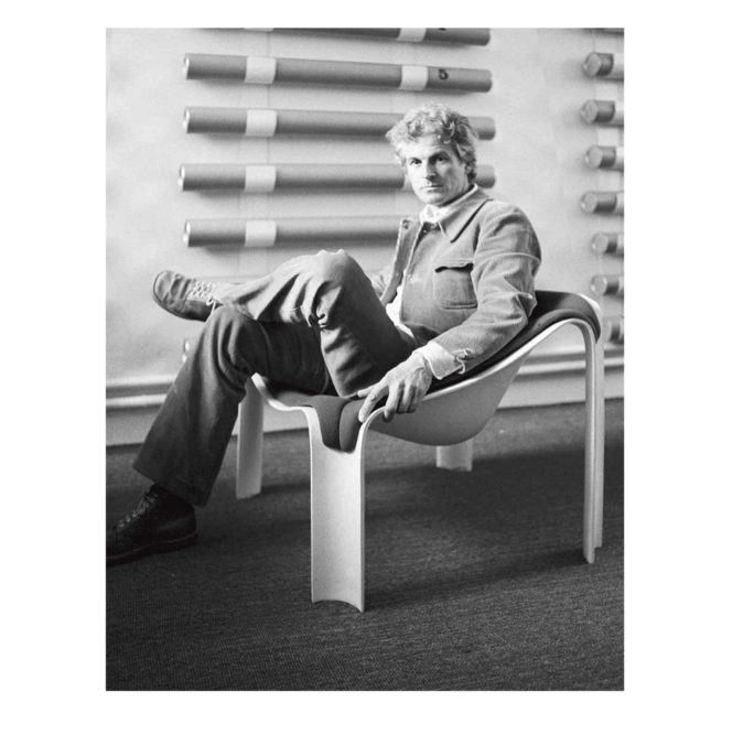 F300 Lounge Chair – Pierre Paulin