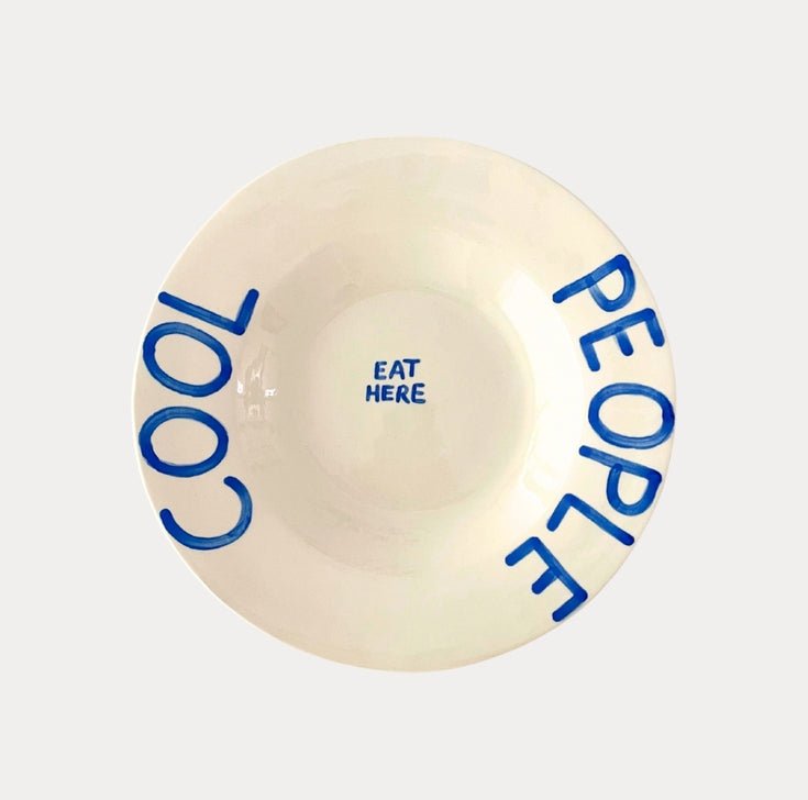 cool people eat here bord