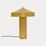 Gele design lamp met gouden details