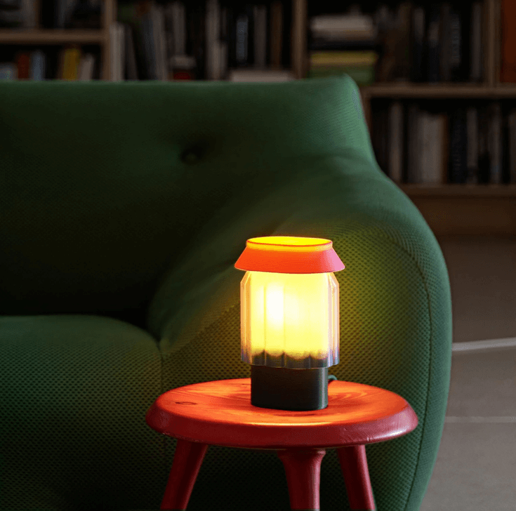 Nour Tafellamp Warren & Laetitia op bijzettafel