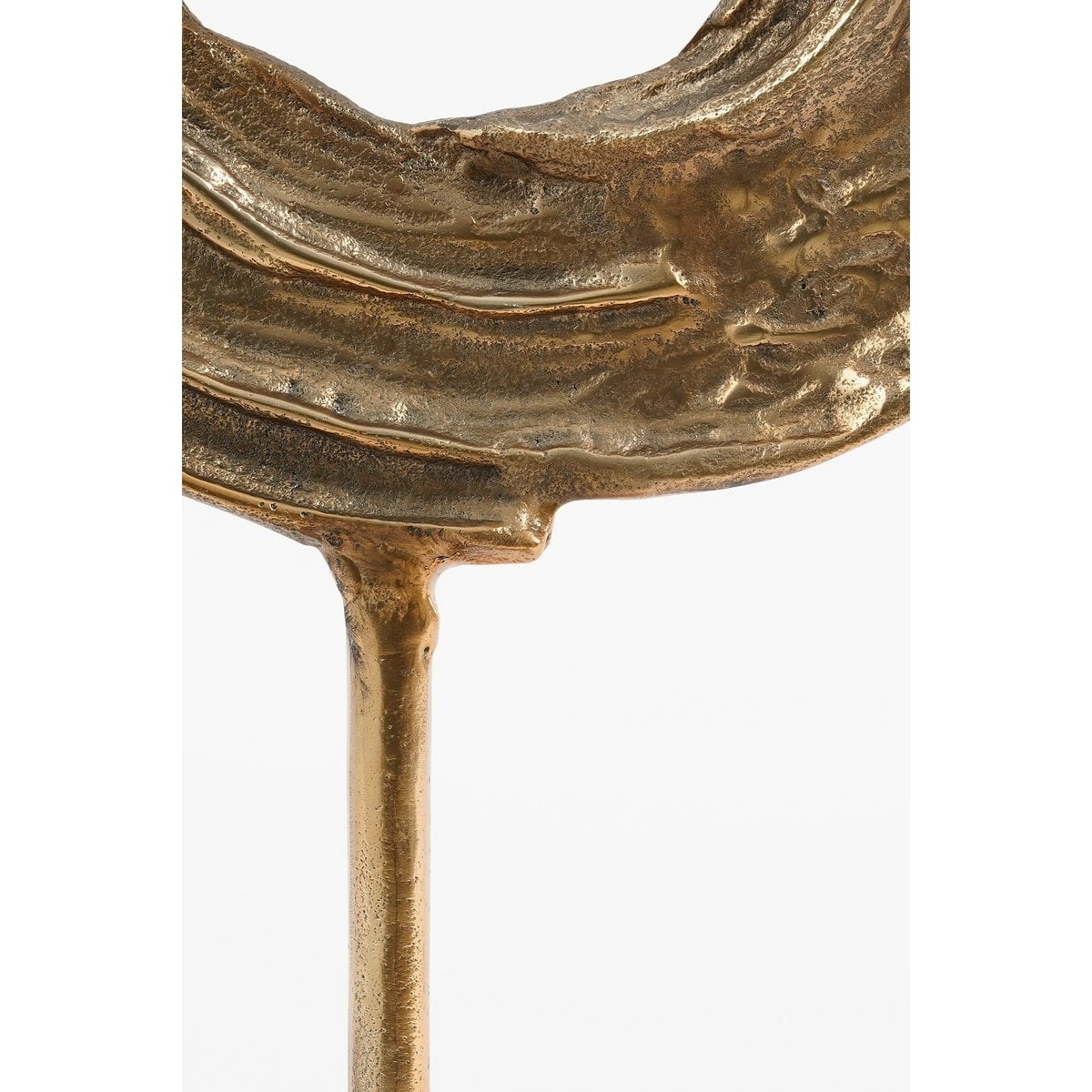 Ornament goud op voet