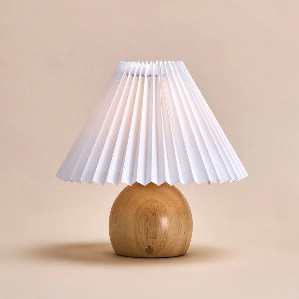 Houten lamp met lampenkap