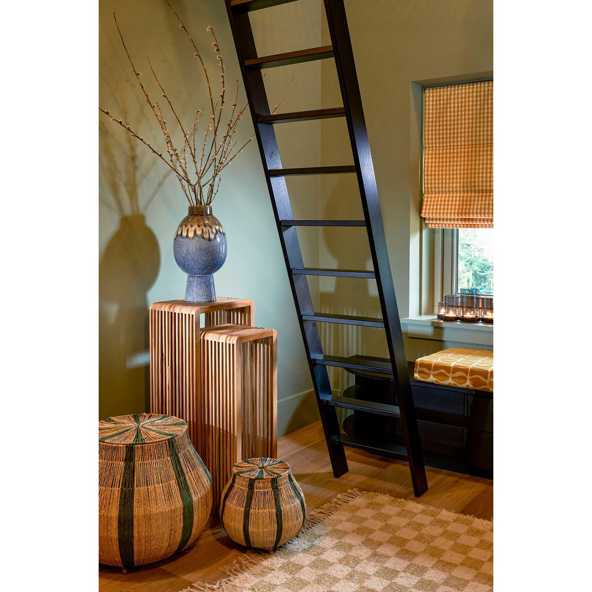 Plantentafel hout in woonkamer