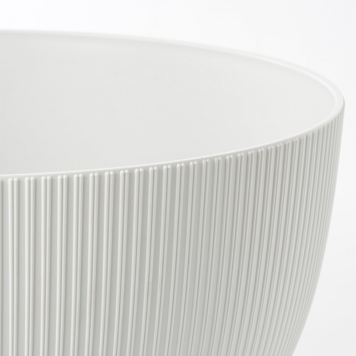 Witte gerecyclede bloempot plastic