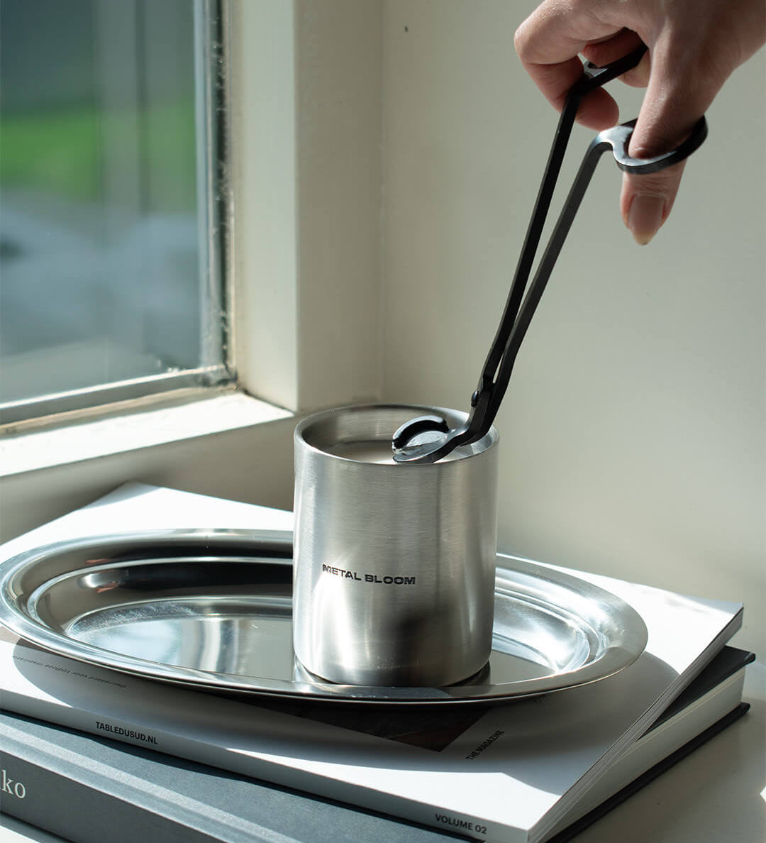 Metal bloom kaars aansteken