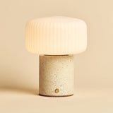 Beige travertijn lamp 