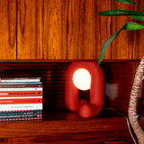 Emil Robbrecht Lamp rood in kast