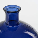 Blauwe bolle glazen vaas bovenkant